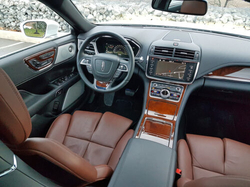 Front seats of new Lincoln Continental