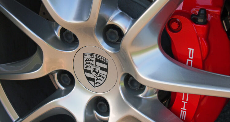 2012 Porsche 911 Carrera S wheel