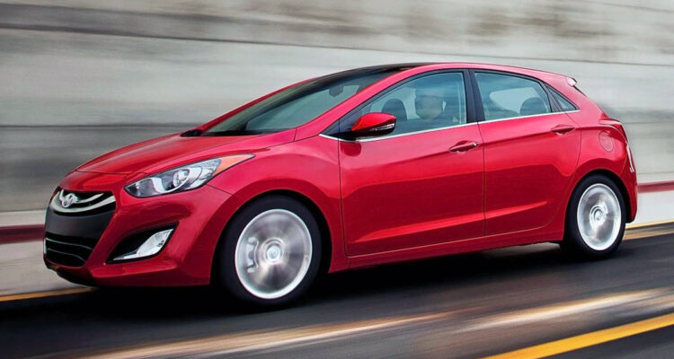 2013 Hyundai Elantra GT motion