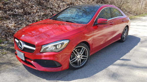 2017 Mercedes-Benz CLA 250 4MATIC front three quarters