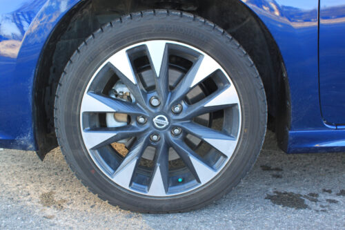 Front wheel 2017 Nissan Sentra SR