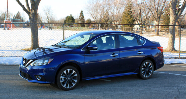 Front view 2017 Nissan Sentra SR