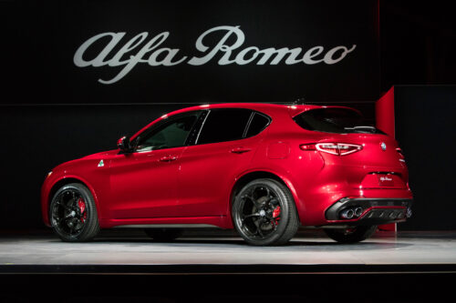 Alfa Romeo Stelvio debuts