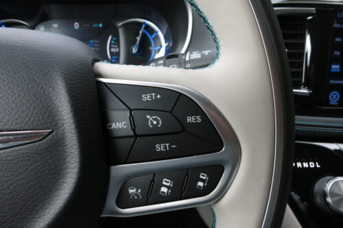 2017 Chrysler Pacifica Hybrid right side of steering wheel