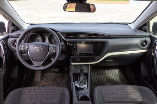 2017 Toyota Corolla iM dash