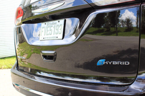 2017 Chrysler Pacifica Platinum Hybrid
