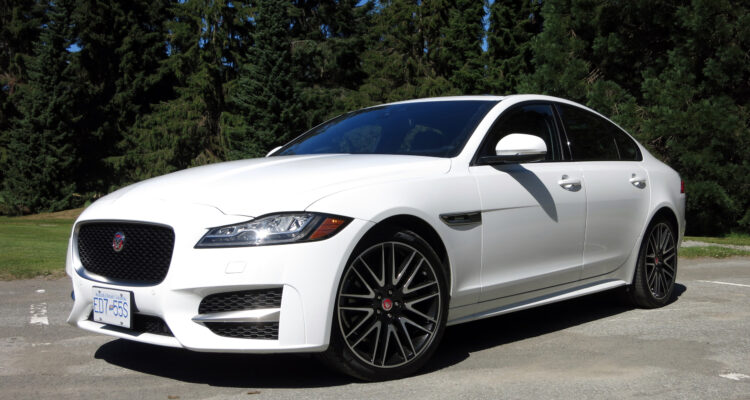 2017 Jaguar XF R-Sport 20d AWD