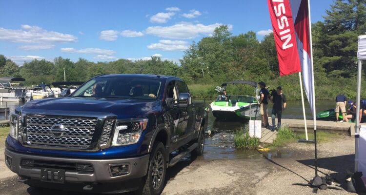 2017 Nissan Titan