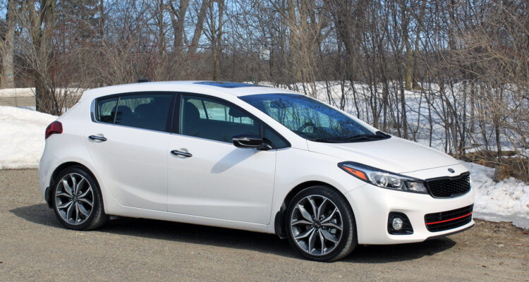 2017 Kia Forte5 SX