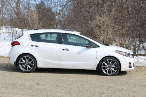 2017 Kia Forte5 SX