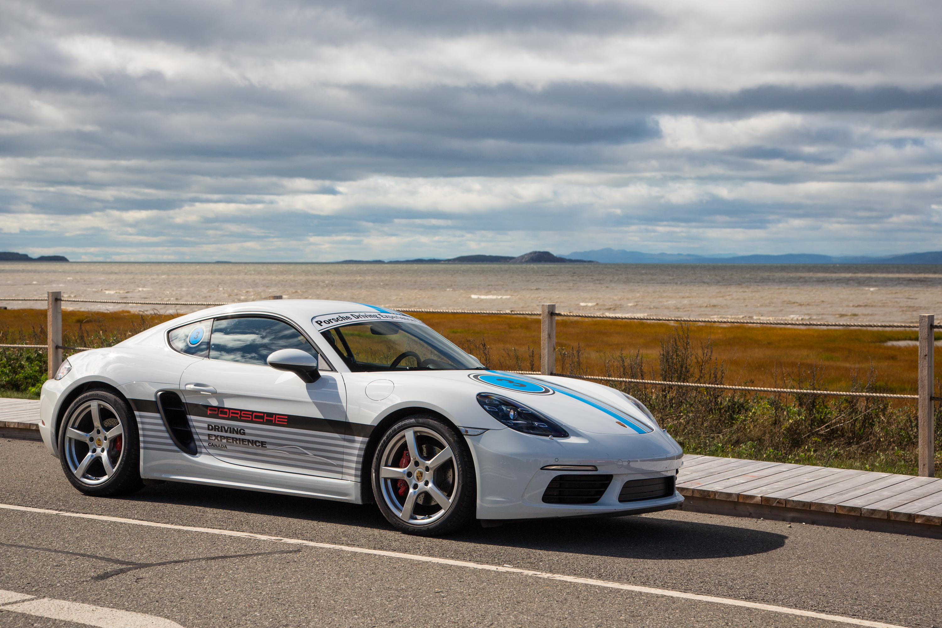 Weekends Porsche Tour Canada 150