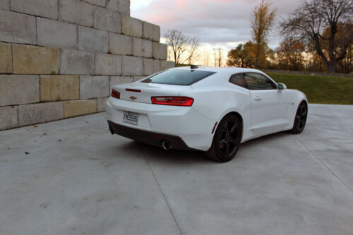 2017-Chevrolet-Camaro-exterior-3