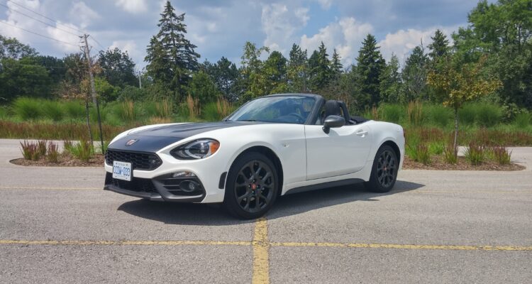 2017 Fiat 124 Spider Abarth