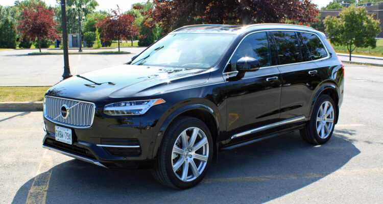 2019 Volvo XC90 T8 Inscription