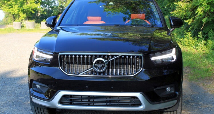 2019 Volvo XC40 T5 AWD