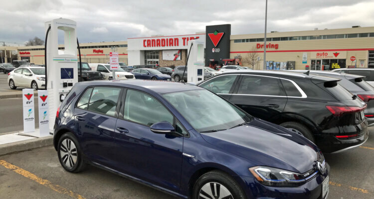 Canadian Tire EV charging station