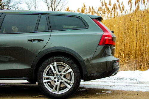 2020 Volvo V60 Cross Country