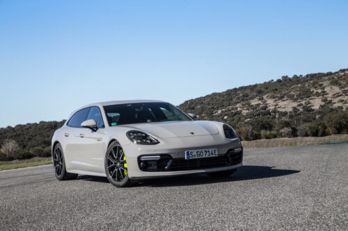 2020 Porsche Panamera Turbo S E-Hybrid Sport Turismo