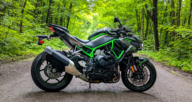 2020-Kawasaki-Z-H2-2