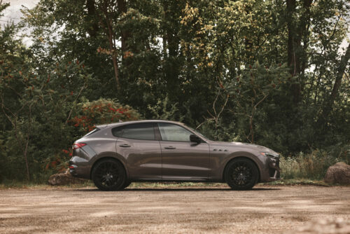 2020 Maserati Levante Trofeo-1