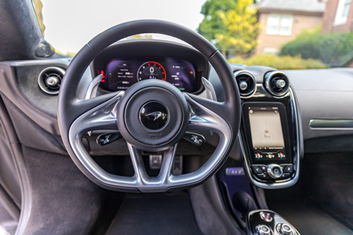 2020-McLaren-570GT-dash