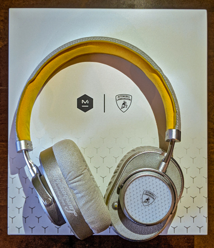 MW65-Automobili-Lamborghini-wireless-headphones-2