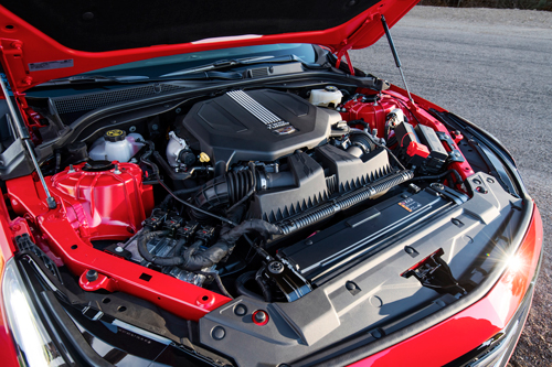 2020 Cadillac CT5-V AWD-engine