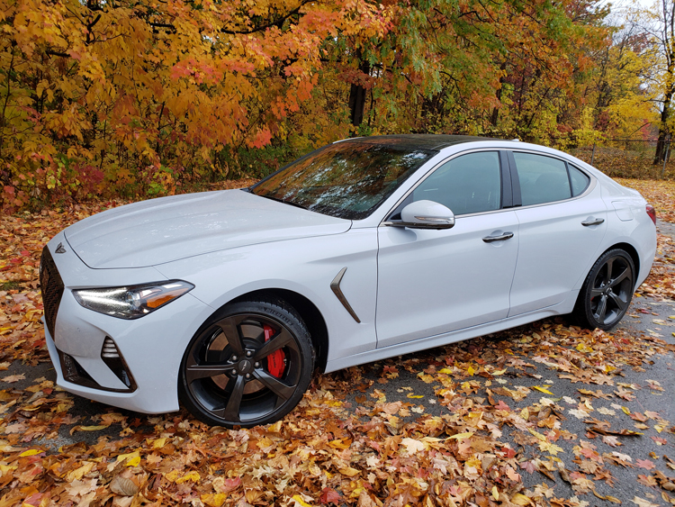 2021-Genesis-G70-1