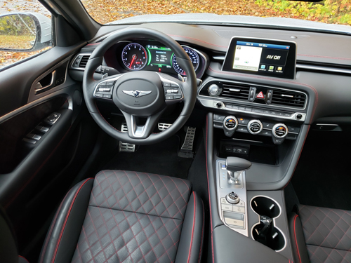 2021-Genesis-G70-dash1
