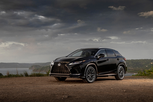 2021-Lexus-RX-450H-side