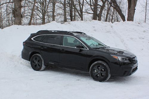 2021-Subaru-Outback-XT-side