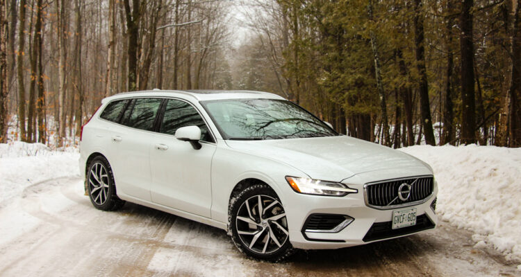 2021-Volvo-V60-T8-Inscription-1