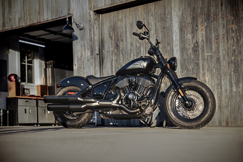 2022-Chief-Bobber-Dark-Horse-1