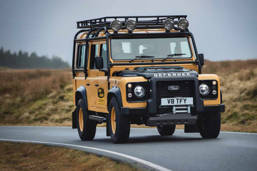 LR-Defender-Works-V8-Trophy-2