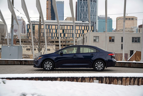 2021-Corolla-Hybrid-side