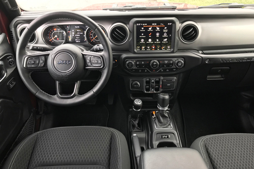 2021-Jeep-Wrangler-80th-interior-14