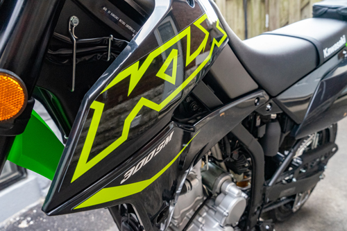 2021-Kawasaki-KLX300SM-4