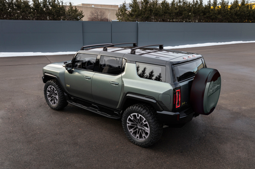 2024-GMC-HUMMER-EV-3