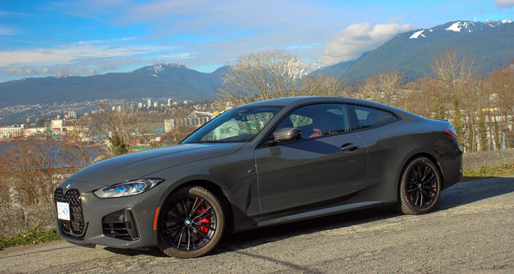 2021-BMW-M440i-1