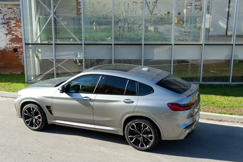2021_BMW_X4M_Competition-18