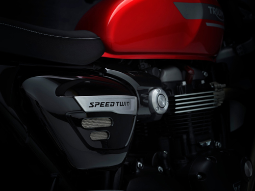 2021-Triumph-Speed-Twin-7