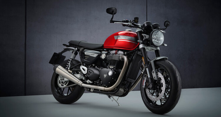 2021-Triumph-Speed-Twin-Hero-1