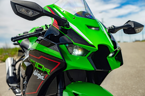 First Ride 2021 Kawasaki Ninja ZX 10R Vicarious Magazine