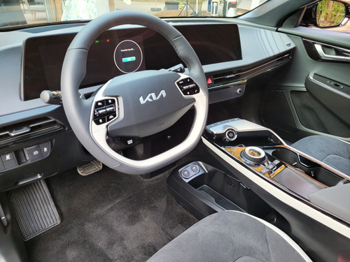 2022-Kia-EV6-7