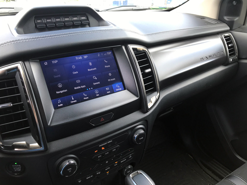 2021-Ford-Ranger-Tremor-interior-21