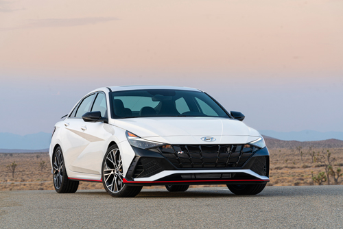 2022-Hyundai-Elantra-N-2