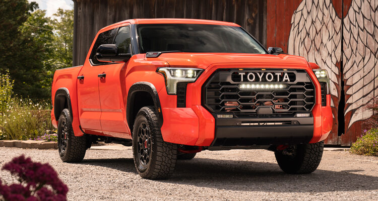 2022-Toyota-Tundra-front-side