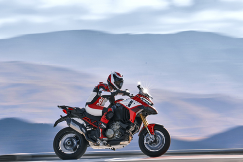 2022-Ducati-Multistrada-V4-Pikes-Peak