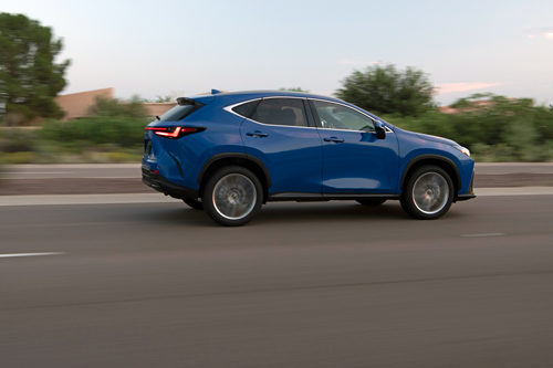 2022-Lexus-NX-350h-side