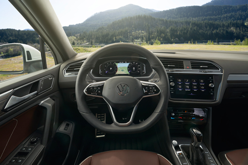 2022-VW-Tiguan-dash